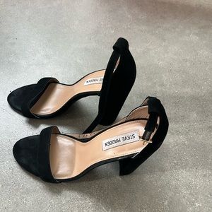 Black high heel Steve Madden sandals